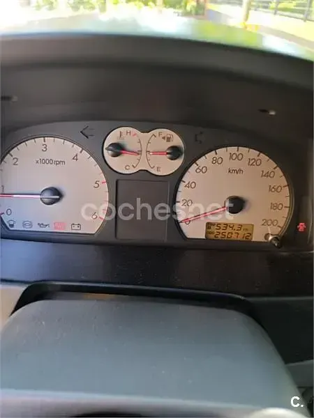 Usado Hyundai Terracan 163 CV (119 kW) 2005 Gris / plata SUV