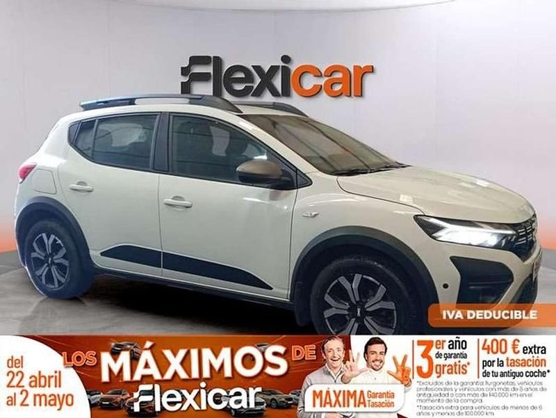 Usado Dacia Sandero Comfort 101 CV (74 kW) 2022 Utilitario