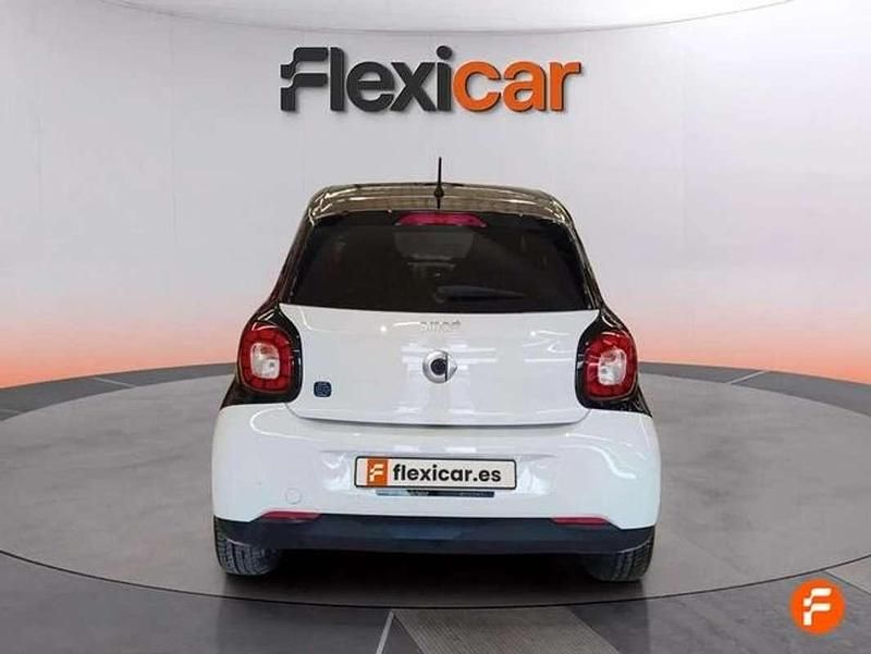 Usado Smart ForFour Electric Drive 60 kW (82 CV) 2018 Blanco Utilitario