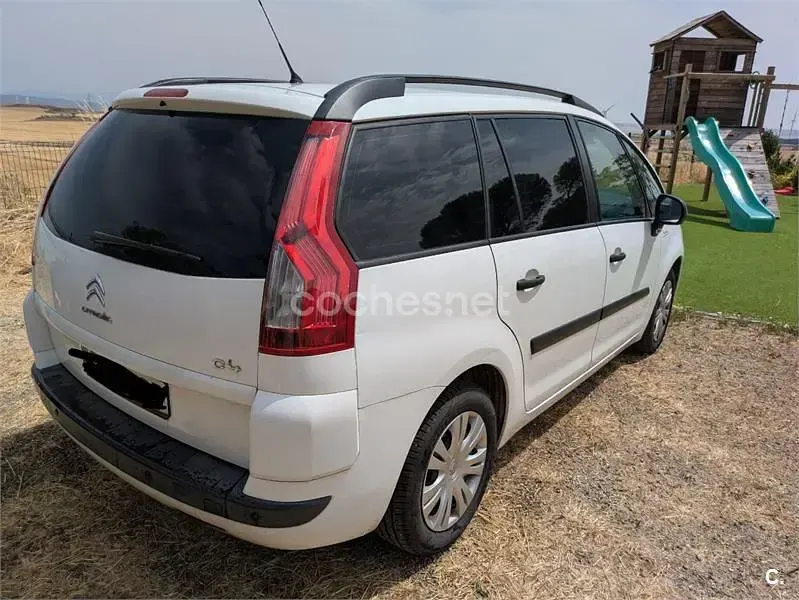 Usado Citroën Grand C4 Picasso Business Class 109 CV (80 kW) 2011 Blanco Monovolumen