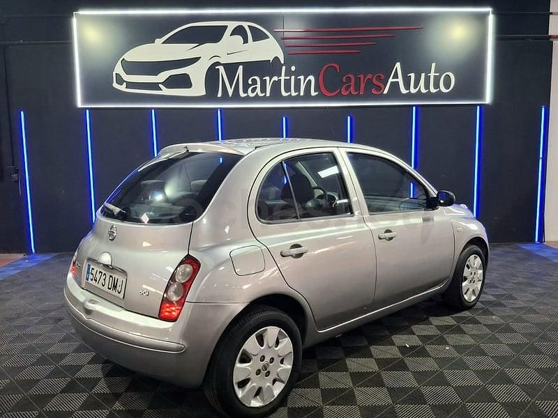 Usado Nissan Micra Acenta 82 CV (60 kW) 2005 Gris / plata Berlina