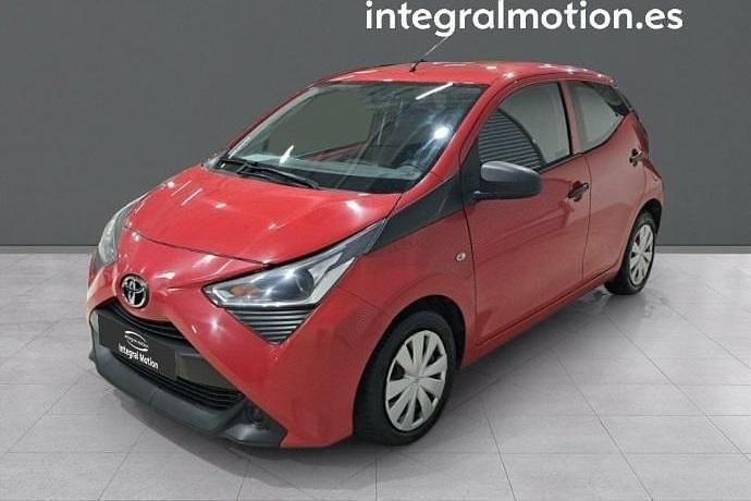 Usado 2022 Toyota Aygo X-play Utilitario | 12.500 € (Precio justo) - Imagen 1/4