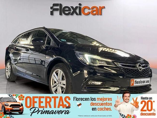 Usado Opel Astra Excellence 150 CV (110 kW) 2018 Negro Familiar