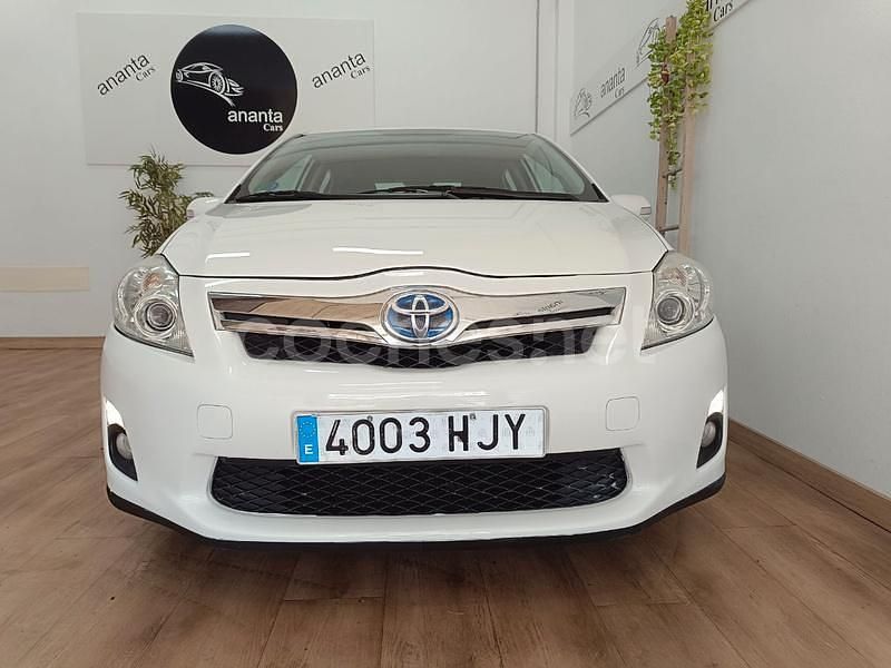 Blanco Usado 2012 Toyota Auris Hybrid Active Berlina | 7999 € (Precio justo) - Imagen 1/4