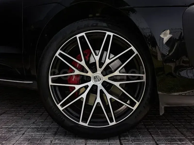 Usado Porsche Macan S 381 CV (280 kW) 2023 Negro SUV