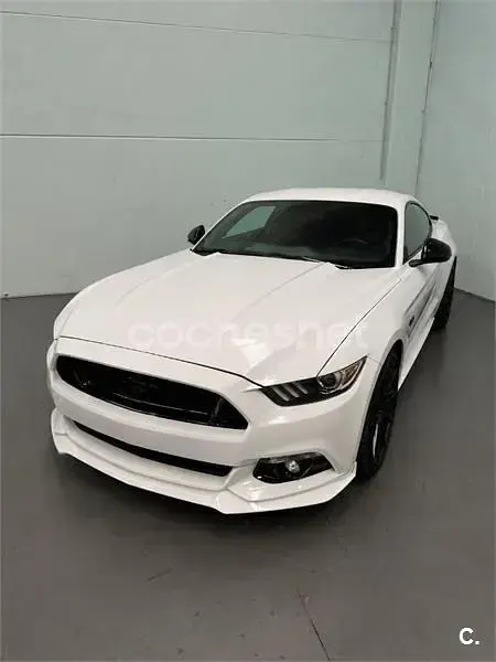 Usado Ford Mustang GT 418 CV (307 kW) 2016 Blanco Coupe