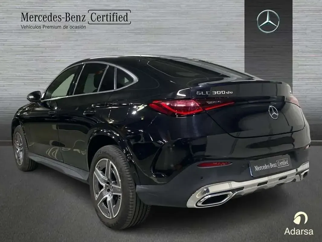 Usado Mercedes GLC300de AMG line 197 CV (144 kW) 2025 SUV