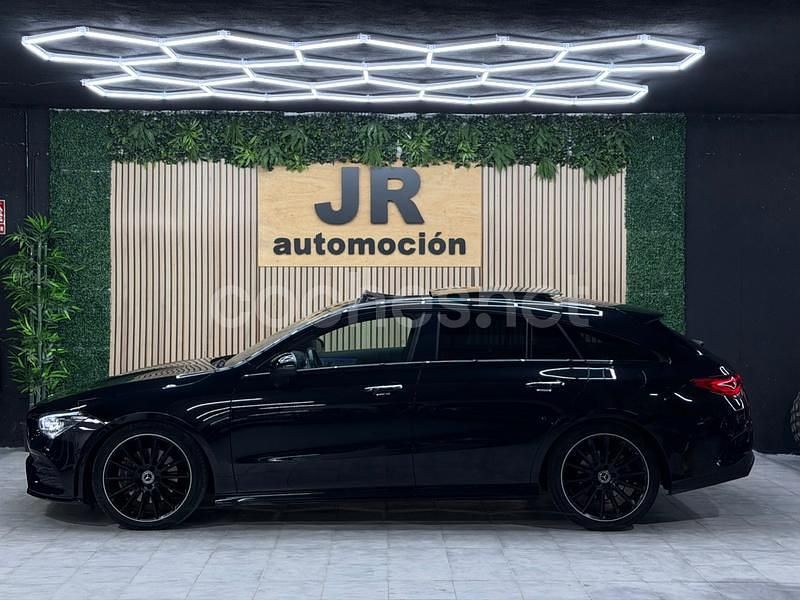 Usado Mercedes CLA200 Shooting Brake 150 CV (110 kW) 2020 Negro Familiar