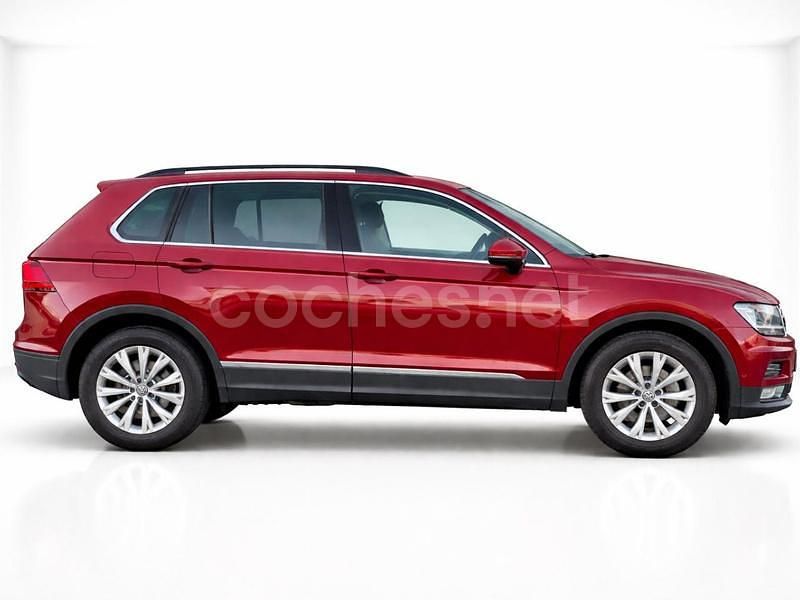 Usado VW Tiguan Advance 150 CV (110 kW) 2019 Granate SUV