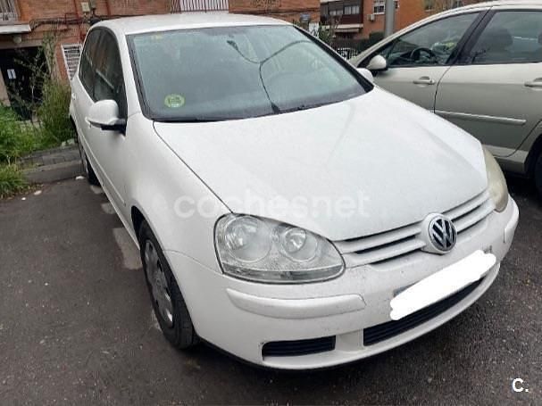Usado VW Golf IV Conceptline 75 CV (55 kW) 2005 Blanco Berlina