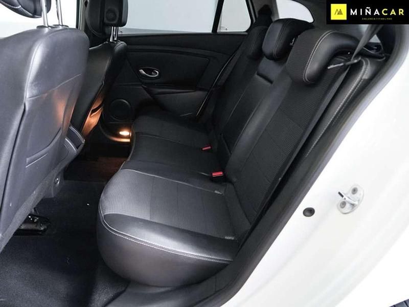 Usado Renault Mégane GrandTour Bose Edition 160 CV (117 kW) 2011 Blanco Familiar