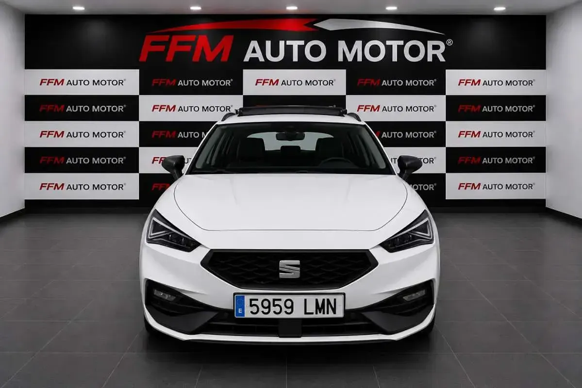 Usado Seat Leon ST FR 150 CV (110 kW) 2021 Blanco Familiar