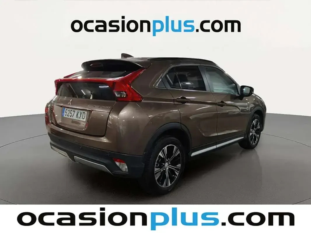 Usado Mitsubishi Eclipse Cross Motion 163 CV (119 kW) 2019 Marrón SUV