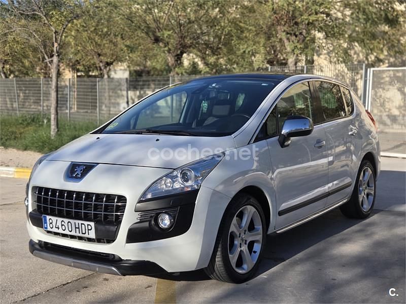 Usado Peugeot 3008 Sport 150 CV (110 kW) 2011 Blanco Familiar
