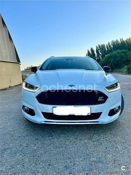 Blanco Usado 2015 Ford Mondeo Titanium Familiar | 10.900 € (Precio justo) - Imagen 1/4