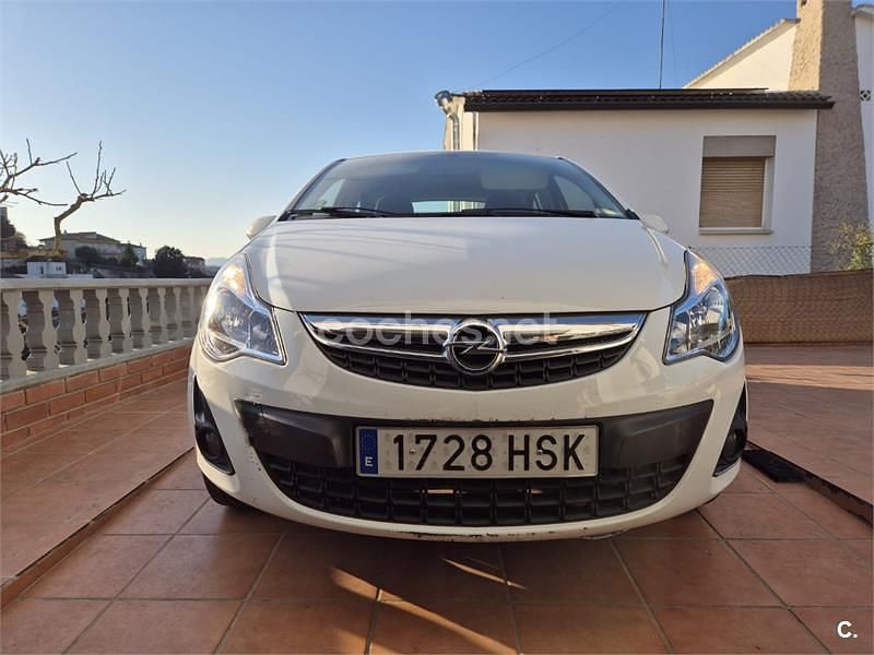 Usado Opel Corsa Selective 85 CV (62 kW) 2013 Blanco Utilitario