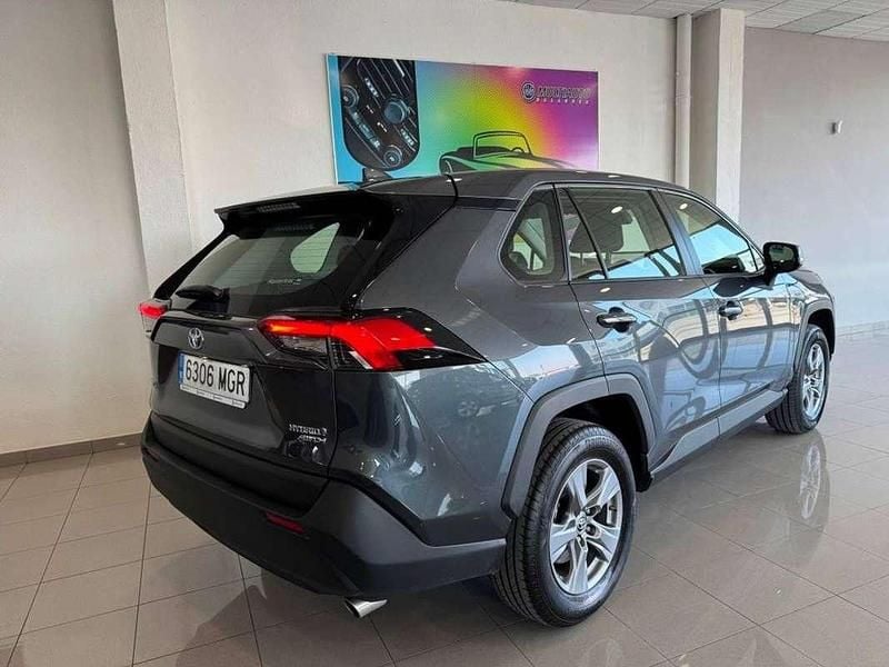 Usado Toyota RAV4 Hybrid Business Edition 218 CV (160 kW) 2023 Gris SUV