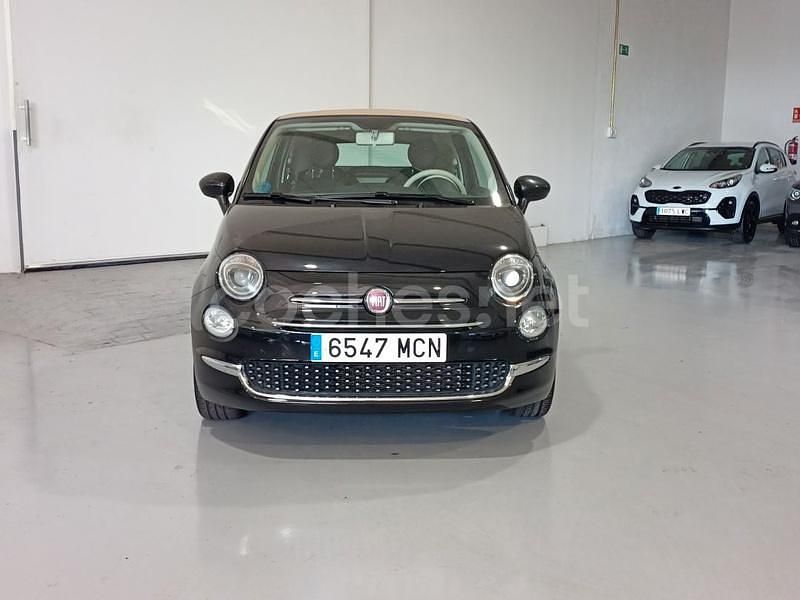 Usado Fiat 500C Dolcevita 70 CV (51 kW) 2022 Granate Descapotable