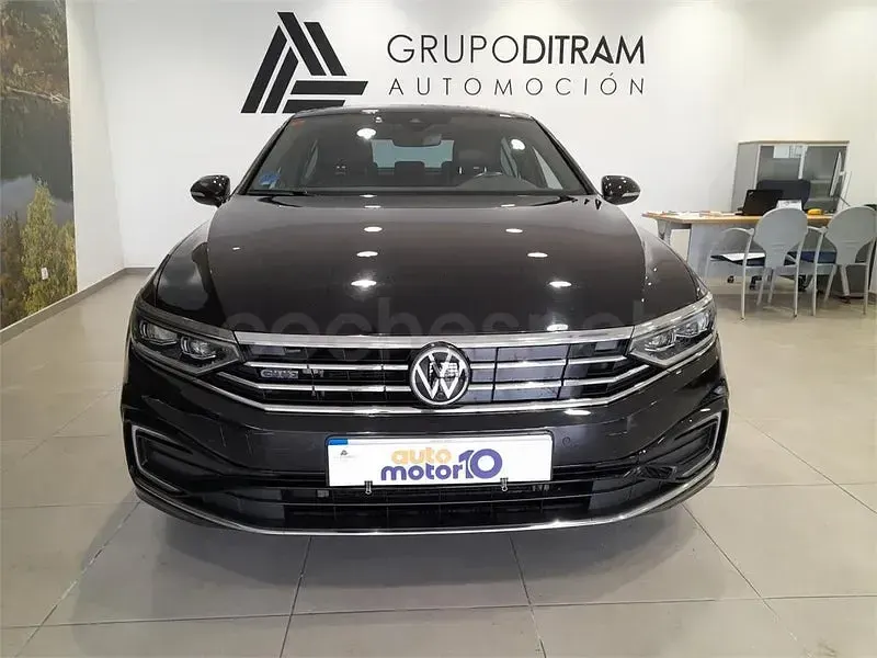 Usado VW Passat GTE 218 CV (160 kW) 2021 Negro Berlina