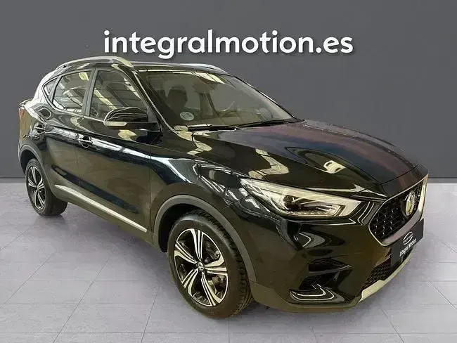 Usado MG ZS Comfort 106 CV (77 kW) 2022 Negro SUV