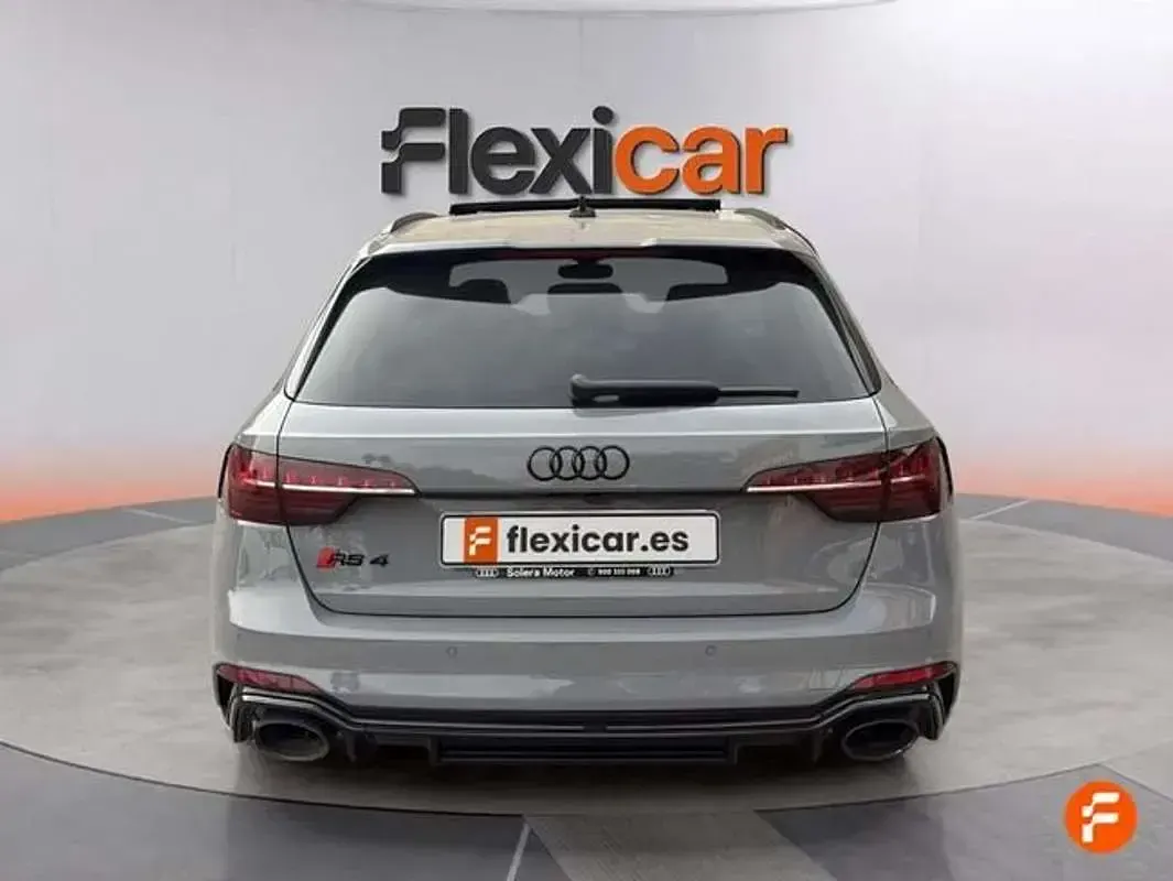 Usado Audi RS4 Competition 450 CV (330 kW) 2023 Gris Familiar