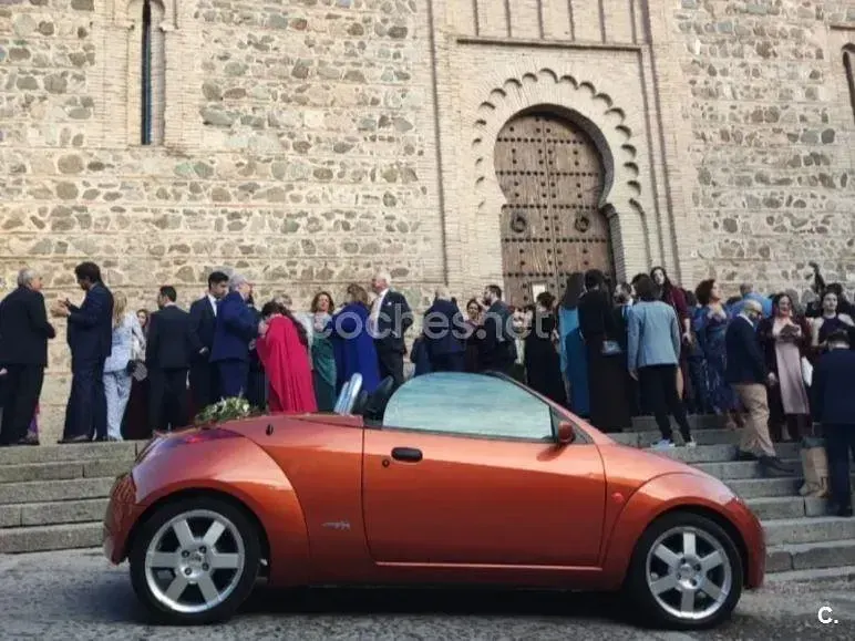 Usado Ford StreetKa 95 CV (69 kW) 2004 Naranja Descapotable