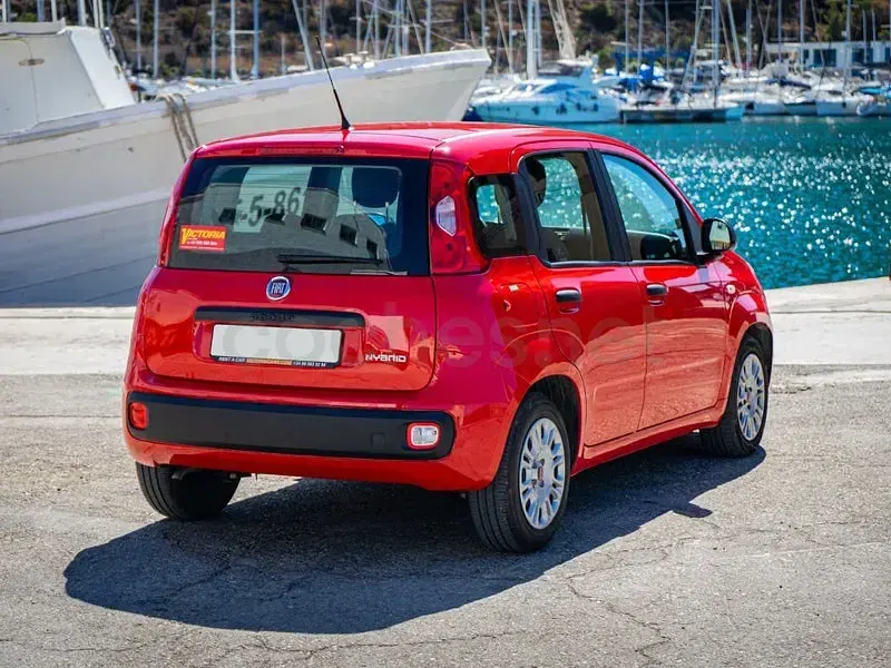 Usado Fiat Panda Cross Cross 70 CV (51 kW) 2022 Rojo Utilitario