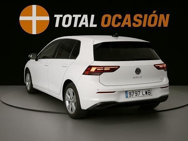Usado VW Golf VIII 110 CV (80 kW) 2022 Blanco Berlina