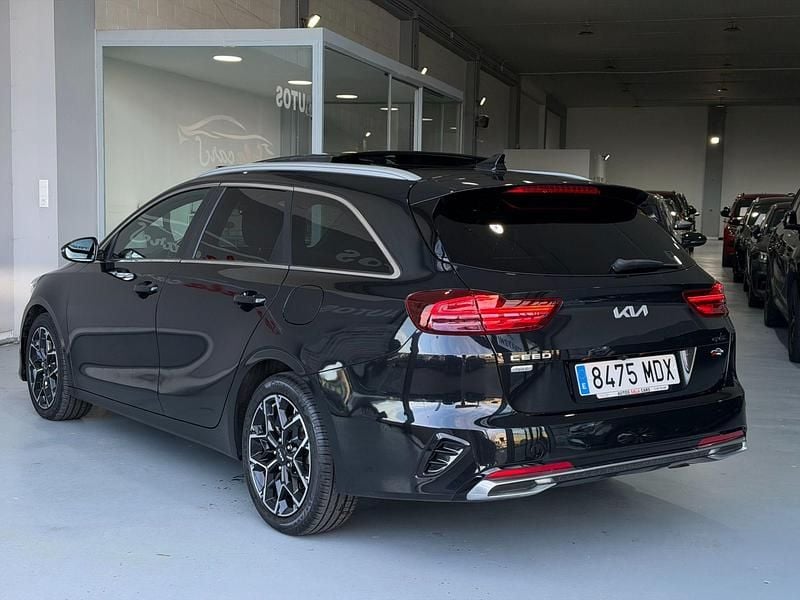 Usado Kia Ceed GT-Line 160 CV (117 kW) 2023 Negro Utilitario