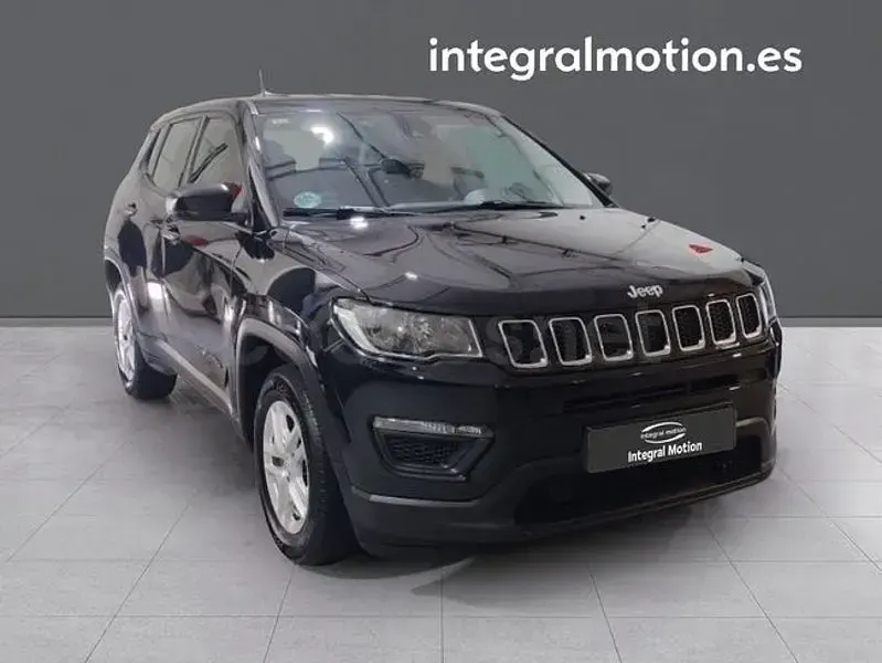Usado Jeep Compass Longitude 140 CV (102 kW) 2018 Negro SUV
