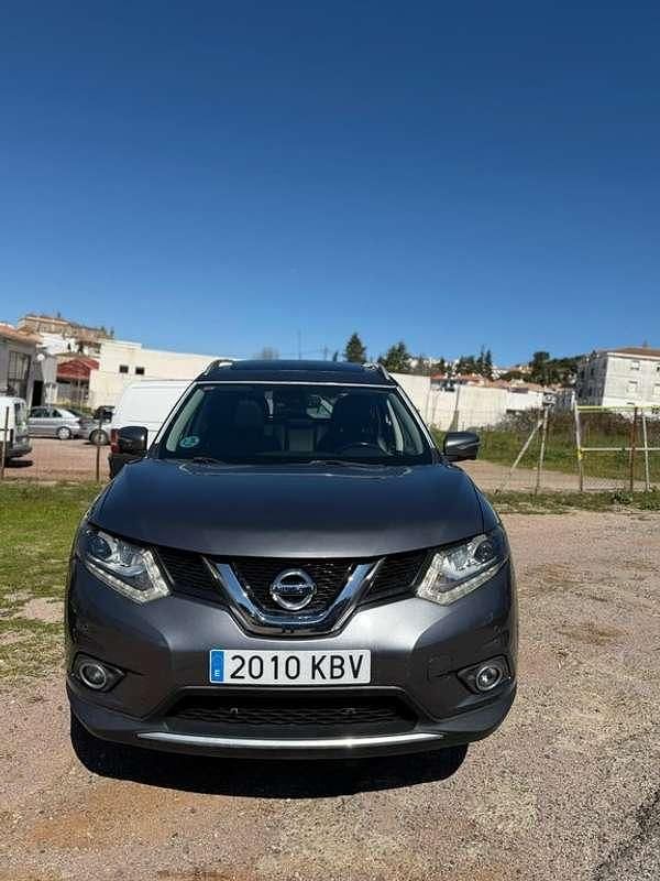 Usado Nissan X-Trail Tekna 177 CV (130 kW) 2017 Gris SUV