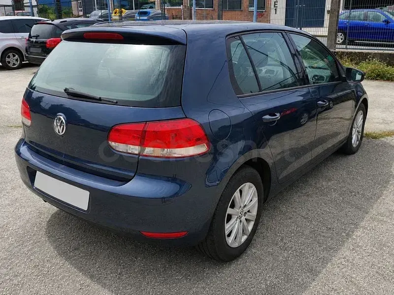 Usado VW Golf VI 105 CV (77 kW) 2010 Azul Utilitario