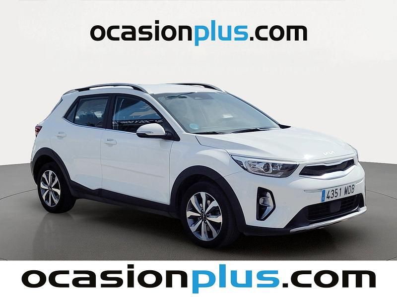 Usado Kia Stonic 100 CV (73 kW) 2022 Blanco SUV