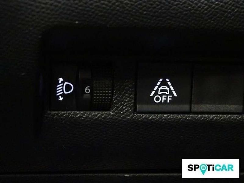 Usado Peugeot 208 Active 101 CV (74 kW) 2022 Blanco Utilitario