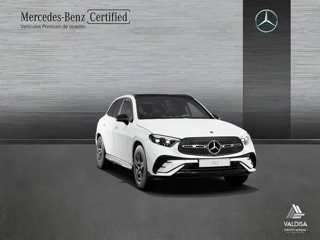 Usado Mercedes GLC220 AMG line 197 CV (144 kW) 2023 Blanco SUV