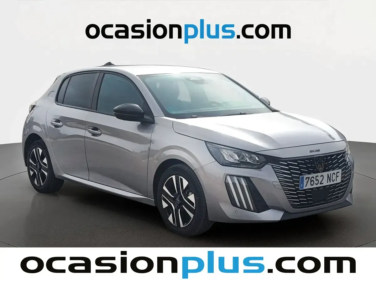 Usado Peugeot 208 Allure 102 CV (75 kW) 2025 Gris Utilitario
