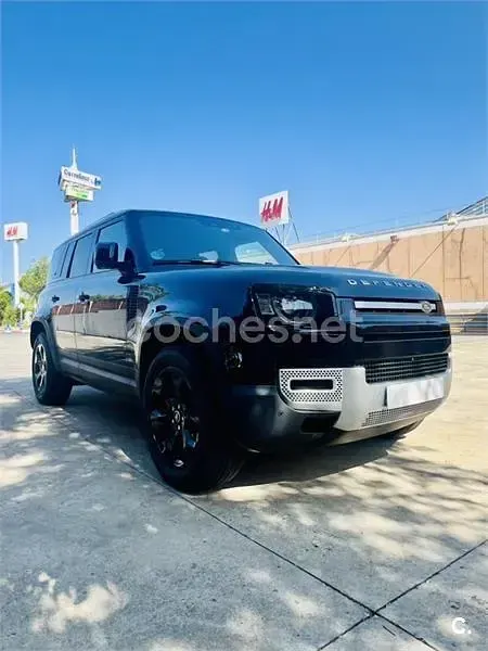 Usado Land Rover Defender SE 249 CV (183 kW) 2025 Negro SUV