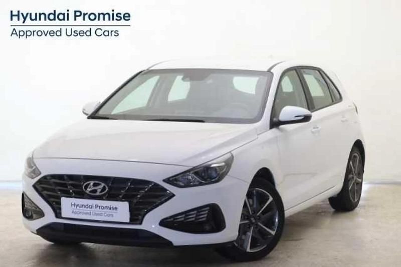 Blanco Usado 2024 Hyundai i30 | 16.990 € (Buen precio) - Imagen 1/4