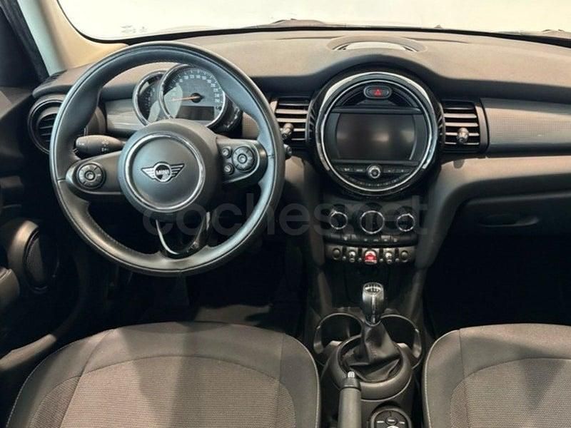 Usado Mini Cooper 136 CV (100 kW) 2019 Gris / plata Utilitario