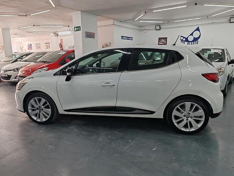 Usado Renault Clio IV Business 90 CV (66 kW) 2015 Blanco Berlina