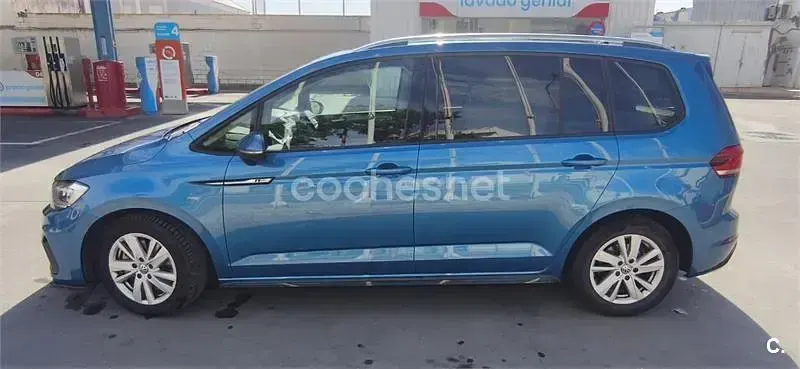 Usado VW Touran Advance 150 CV (110 kW) 2020 Azul Monovolumen