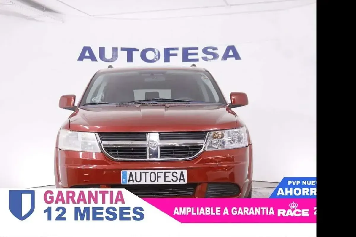 Usado Dodge Journey SE 140 CV (102 kW) 2009 Granate SUV