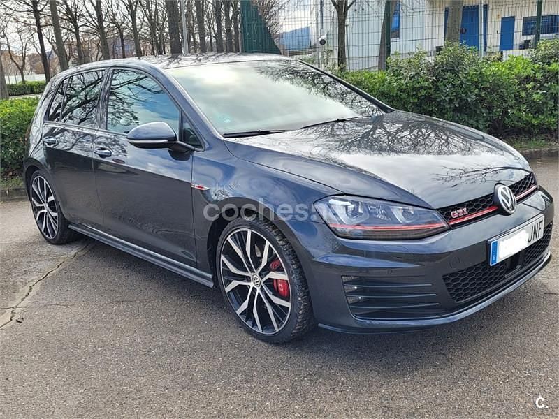 Usado VW Golf VII GTI 230 CV (169 kW) 2016 Gris / plata Berlina
