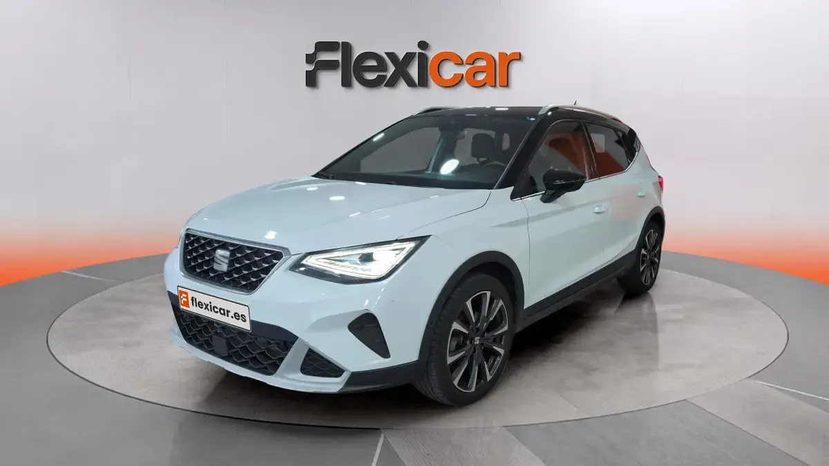 Usado Seat Arona 150 CV (110 kW) 2024 Blanco SUV