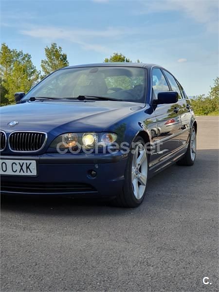 Usado BMW 320 170 CV (125 kW) 2004 Azul Berlina