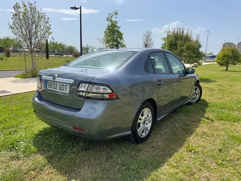 Usado Saab 9-3 Linear 122 CV (89 kW) 2008 Gris / plata Berlina