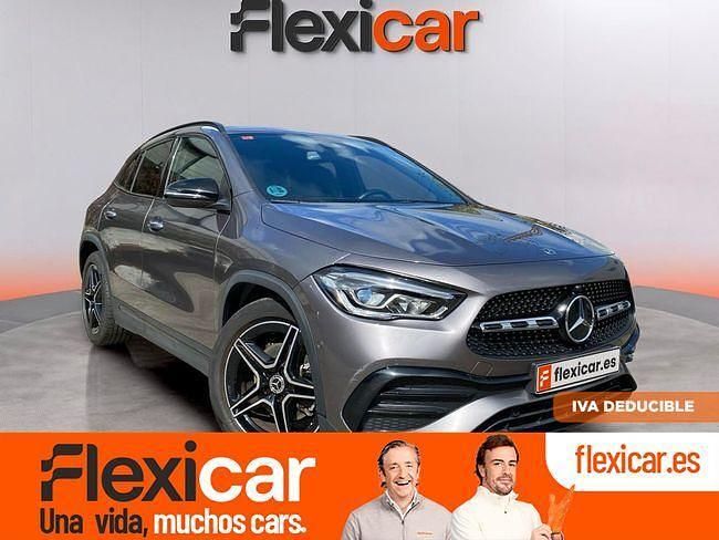 Gris / plata Usado 2021 Mercedes GLA200 SUV | 30.290 € (Un poco caro) - Imagen 1/4