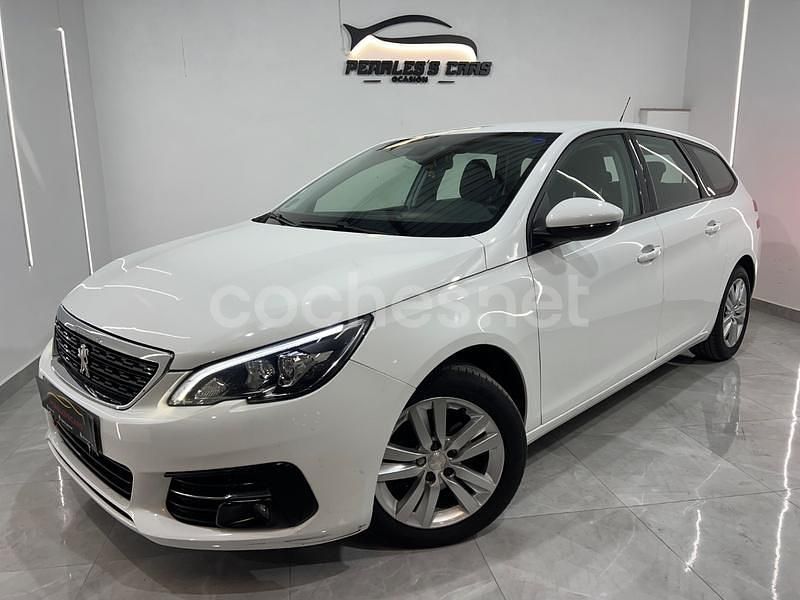 Blanco Usado 2021 Peugeot 308 SW Active Familiar | 7990 € (Buen precio) - Imagen 1/4