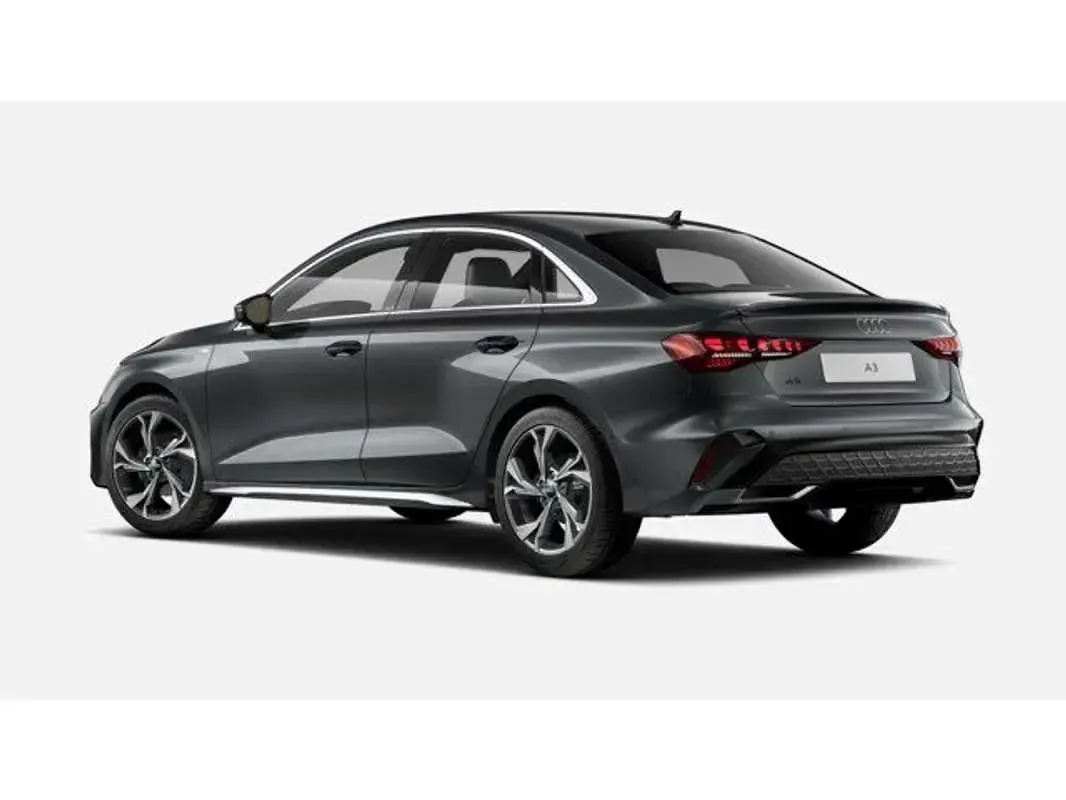 Usado Audi A3 S-Line 150 CV (110 kW) 2025 Gris Berlina