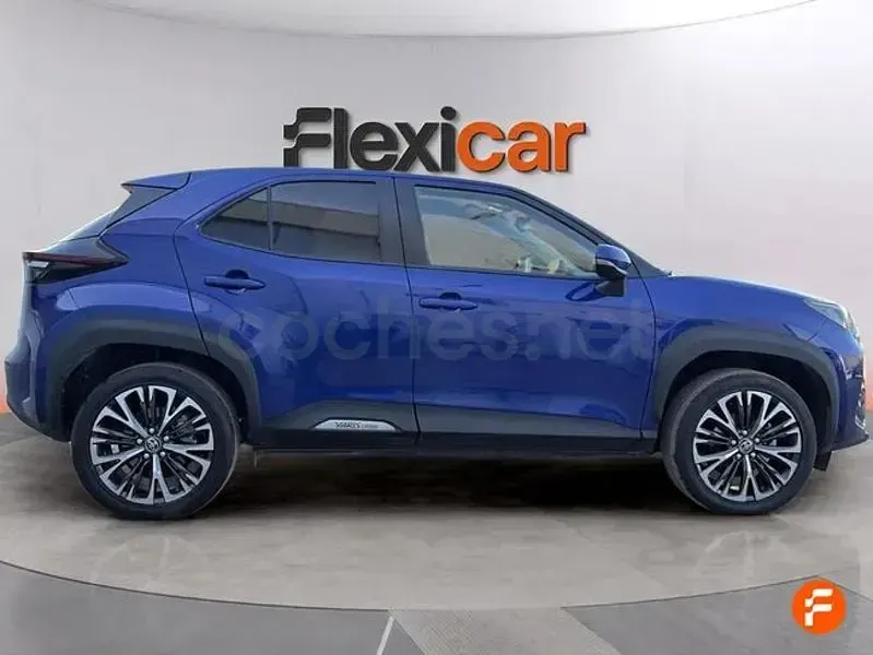 Usado Toyota Yaris Cross Active 116 CV (85 kW) 2022 Azul SUV